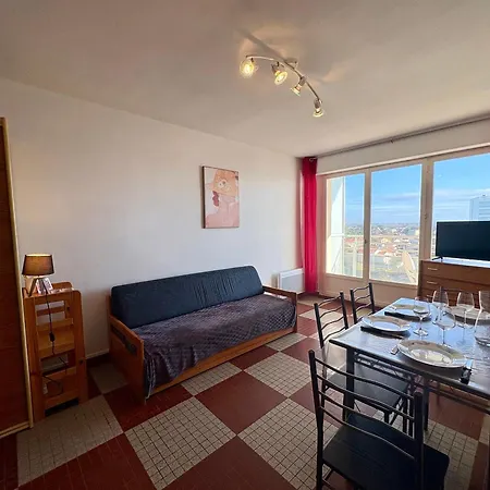 Confortable Avec Vue Sur Et Wifi A Apartment *
