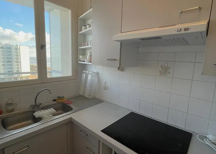 Confortable Avec Vue Sur Et Wifi A - Fr-1-323-418